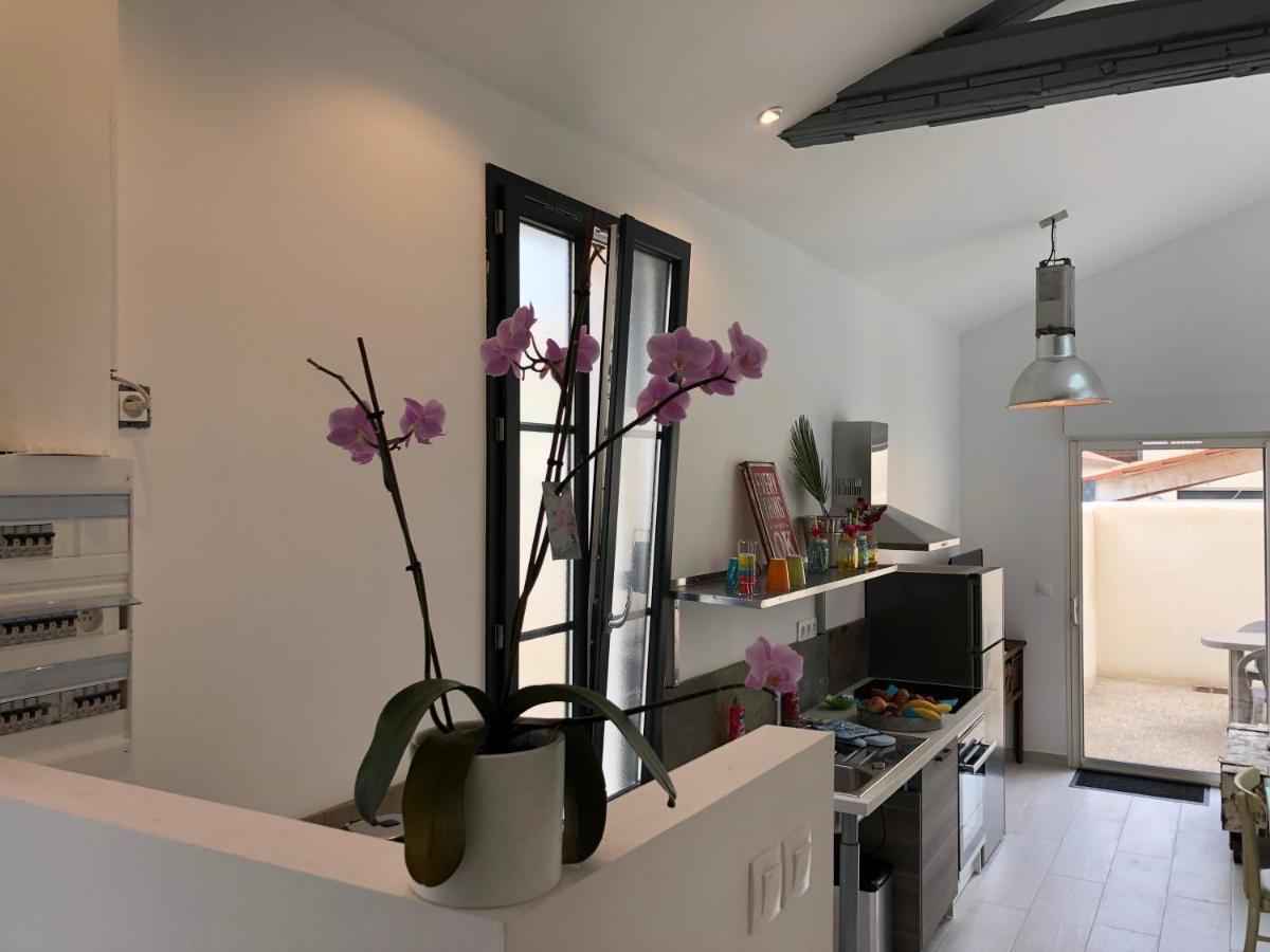 Le Clos Du Square - Climatise Rochefort  Exterior photo